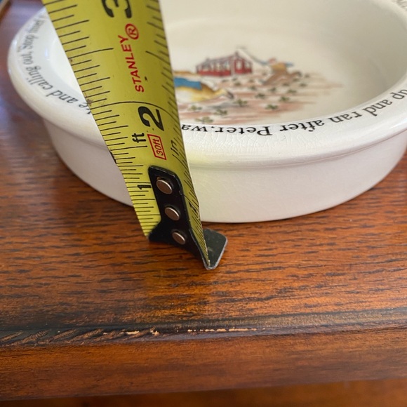 Wedgwood Peter Rabbit Design Plate - Picture 6 of 6